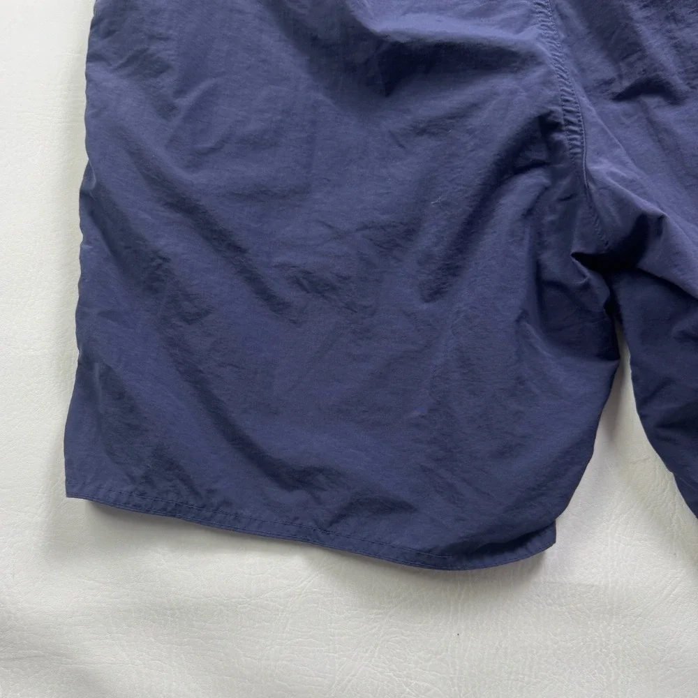 The North Face Mens Class V Belted Hiking Shorts Navy Blue Nylon M Long V608546